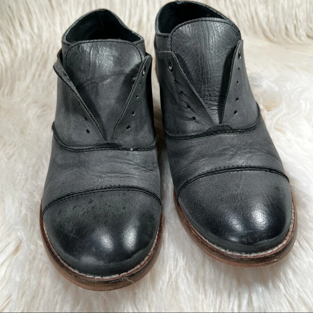 Free People Leather Slip On Oxford Shoe Distressed Gray (Sz 6) - Picture 3 of 6